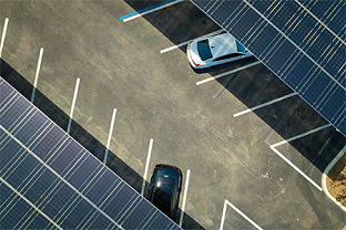 Des ombrières solaires photovoltaïques sur les parkings hospitaliers avec UniHA